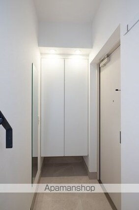 イプセ白金[2LDK/64.46m2]の玄関