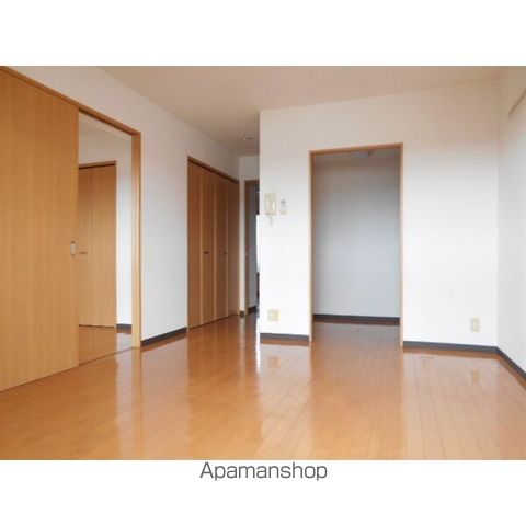 フレヤ四季の内装写真