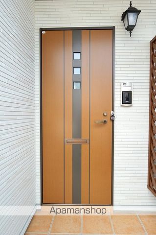 センターポイント IIの玄関写真