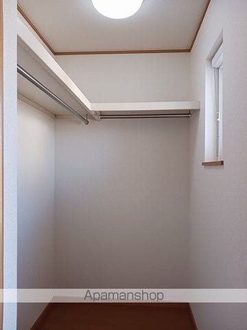 メープルリーフIIIの内装写真