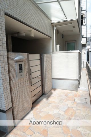 フジパレス山之内II番館の玄関写真