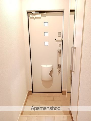 ユイナスの内装写真