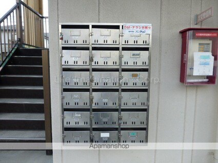 滋賀県湖南市石部西１丁目[3DK/57.78m2]のエントランス1