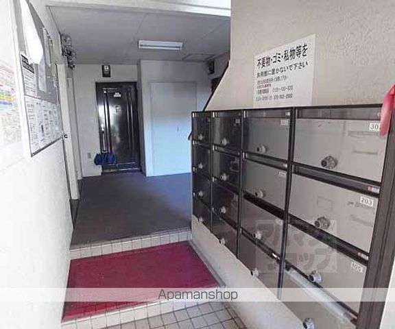 山陰本線 二条駅 徒歩10分 3階建 築44年の外観写真