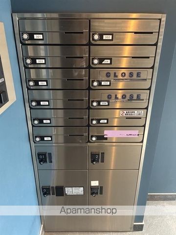 THE ROOM’S 中野本町の玄関写真