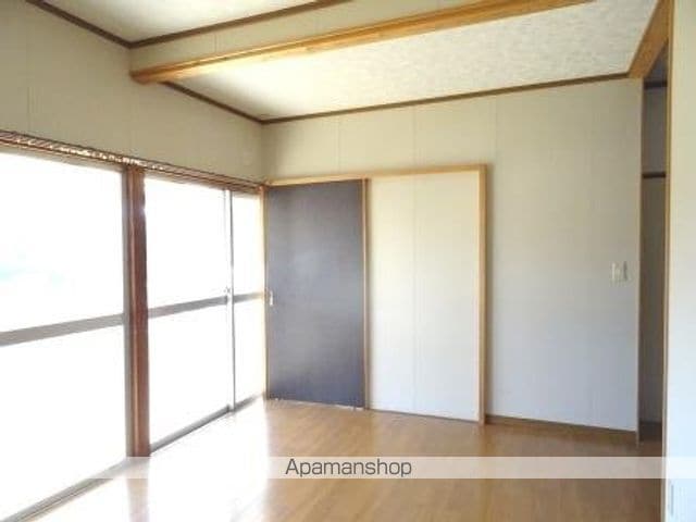 築地貸家の内装写真