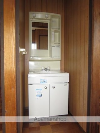 長野県長野市桐原１丁目[4DK/77.6m2]の洗面所