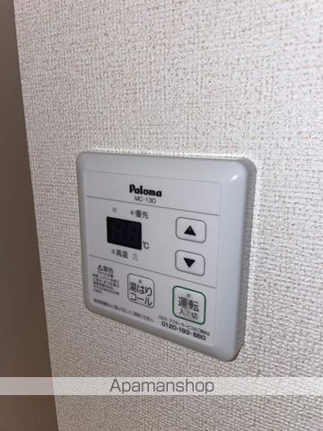 フランベルの内装写真