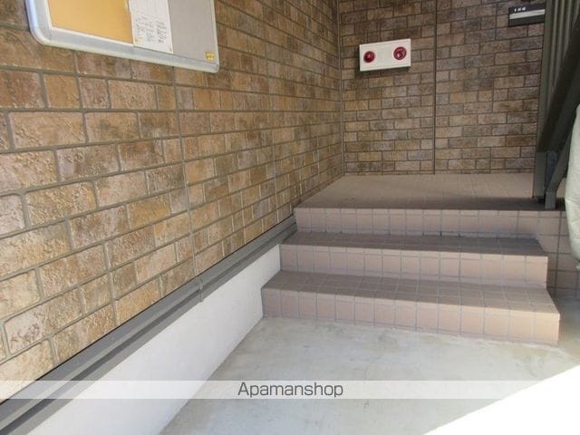 サンハイムカワムラの玄関写真
