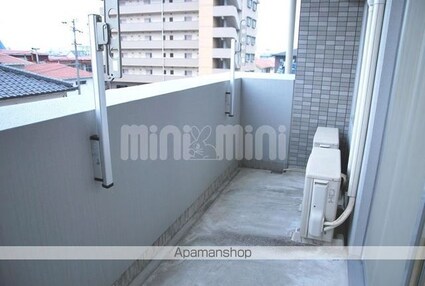 ヴァン・ボヌール斎院[1LDK/32.88m2]のバルコニー