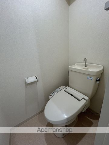 イゾラ ドゥエの内装写真