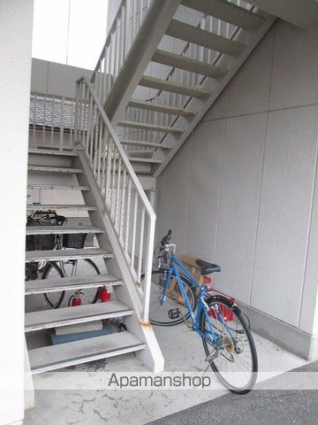 丸石ハイツの玄関写真