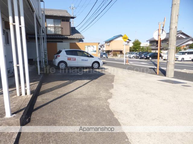 ファミール河瀬[2DK/37.8m2]の共用部1