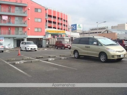 旭ハイツ[3DK/66.8m2]の駐車場2