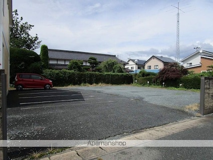 ヴィラージュＤ[1K/28.57m2]の駐車場2