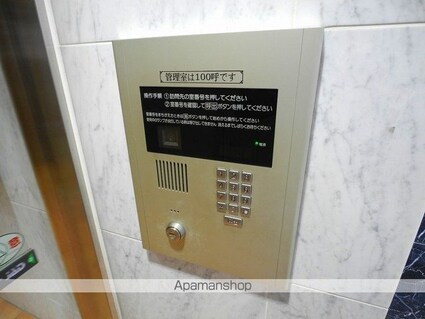 ユニロイヤル九段南[1K/40.09m2]の共用部1