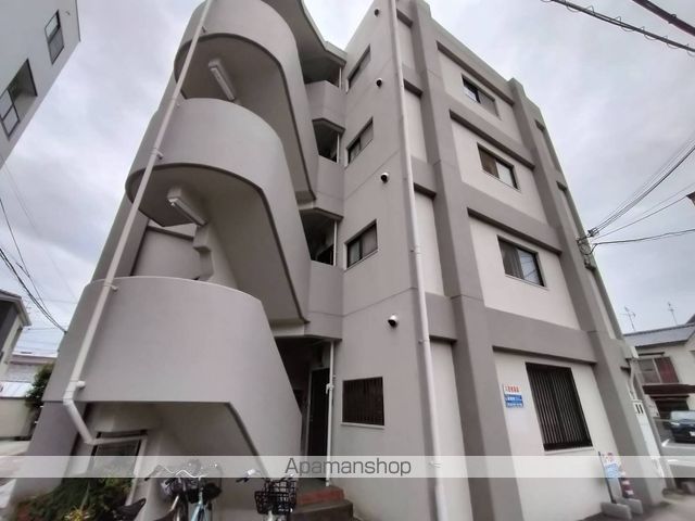 マンション有紀の外観写真