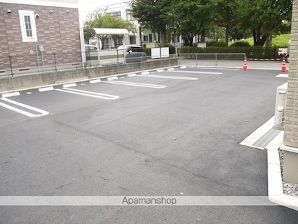 長野県塩尻市大字広丘吉田[1K/40.78m2]の駐車場