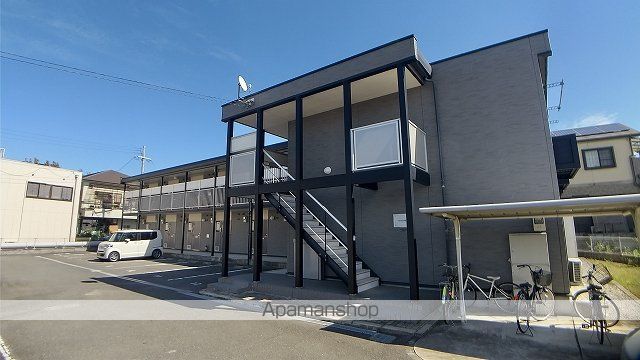レオパレス中央公園