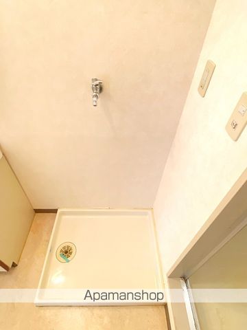 ロイヤルヒルズ高丘の内装写真