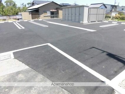 フィオーレ・アリッサム[2LDK/57.93m2]の駐車場