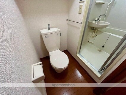 レオパレス城東[1K/22.35m2]のトイレ