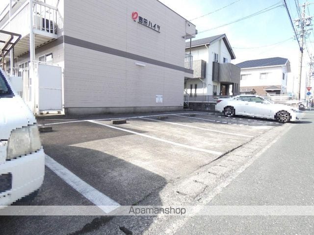 吉田ハイツの外観写真