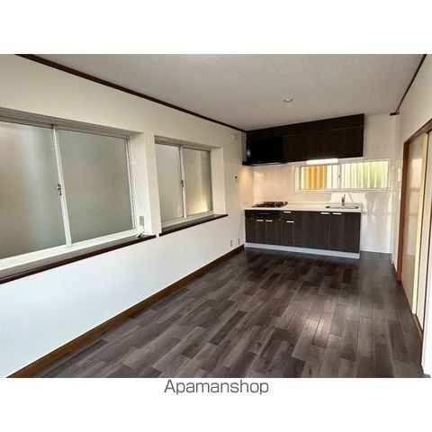 リブレス新宿新田戸建の内装写真