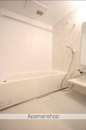 コンフォート北綾瀬[1LDK/30.3m2]のバス