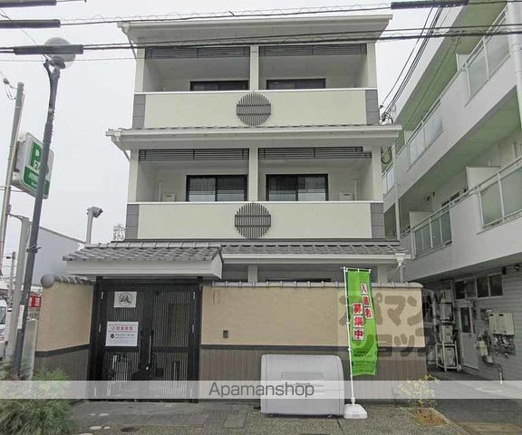 レガーロ墨染の外観写真