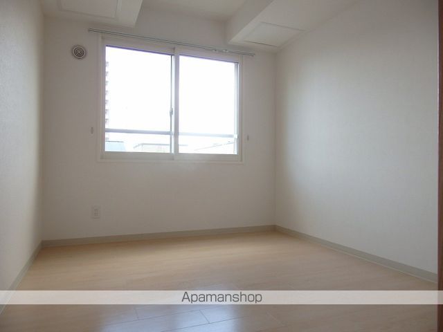 LA COLINAの内装写真