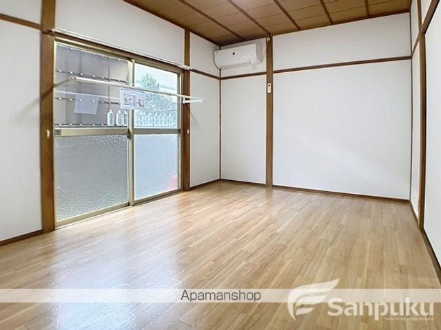 第1山之内荘の内装写真