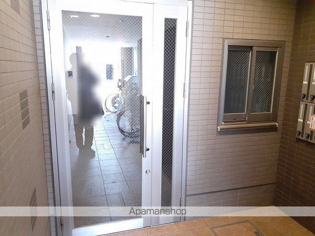 グランフィオーレ ウエダの玄関写真