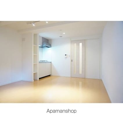 ソレーユ四谷三丁目[1R/28.21m2]のリビング・居間1