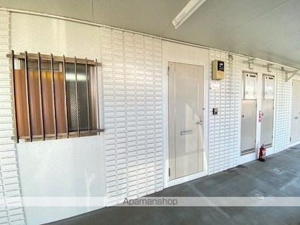 ドエル[2DK/46.51m2]のエントランス1