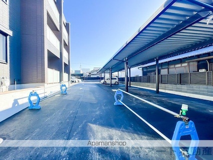 ヴィステリオ　プレミア[3LDK/81.56m2]の駐車場