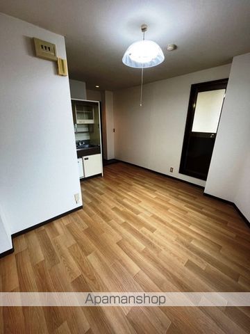 サニーハイツ寝屋川の内装写真