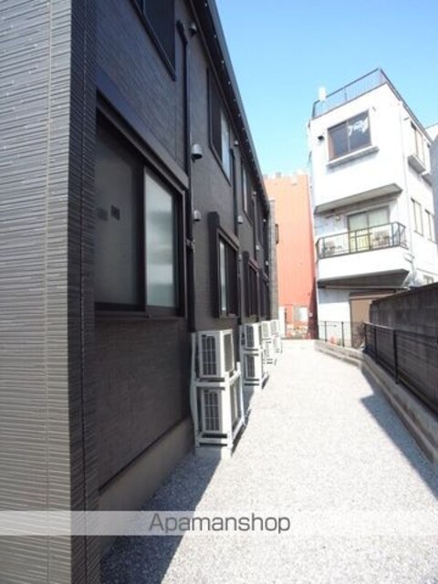 リブリ・ＷＯＯＤＳＩＤＥ[1R/15.94m2]のエントランス1