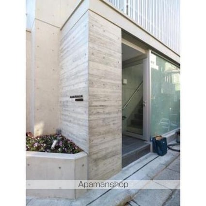 マノワール西麻布[1LDK/57.95m2]のエントランス