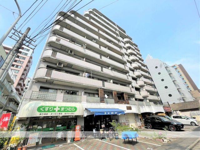 グランド平尾の玄関写真