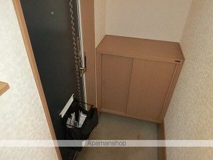 岩手県盛岡市上堂３丁目[1K/26.49m2]の玄関