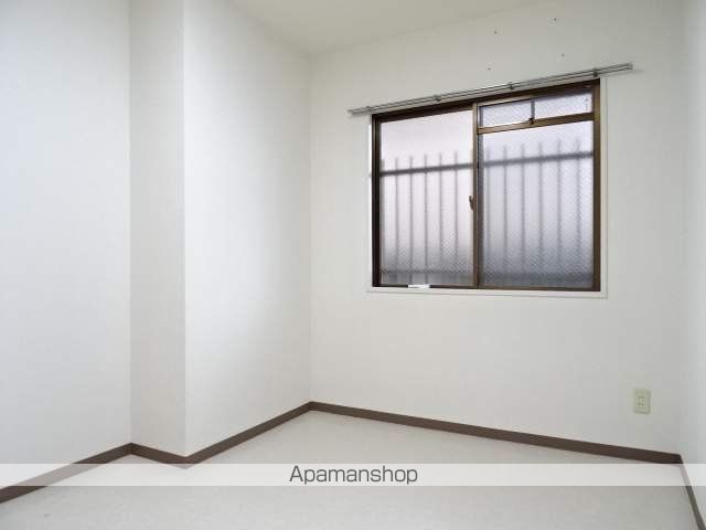 長屋マンションの玄関写真