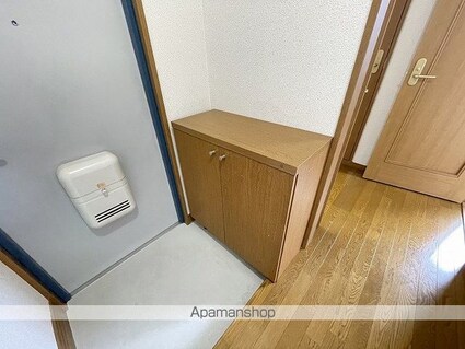 コーポかめや[2DK/52m2]の玄関