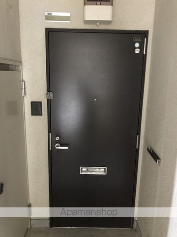 マンションKAYABAの玄関写真