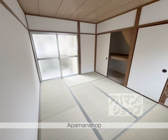 羽束師鴨川町350ー6テラスハウスの内装写真