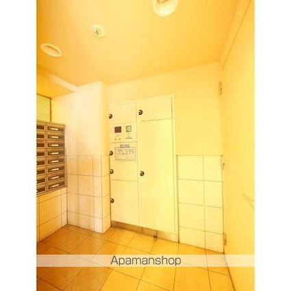 レクセルマンション上野松が谷[2SLDK/70.65m2]のロビー2