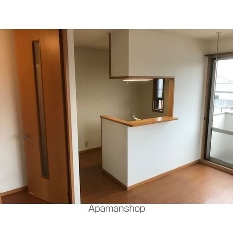 グランシャリオ高萩Cの内装写真