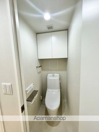 ラグジュアリーアパートメント三ノ輪[1LDK/37.66m2]のトイレ