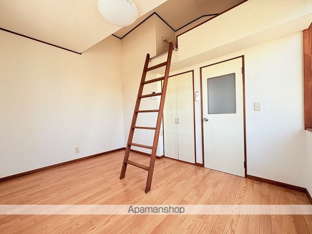 レオハイツ八乙女の内装写真