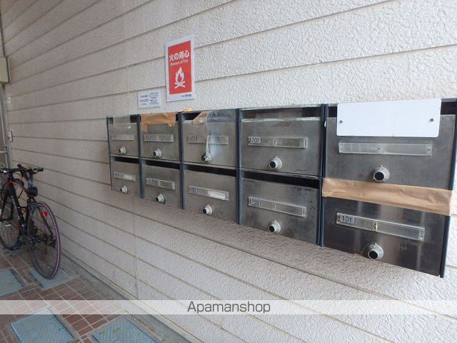 メゾンロワール皇山町の内装写真